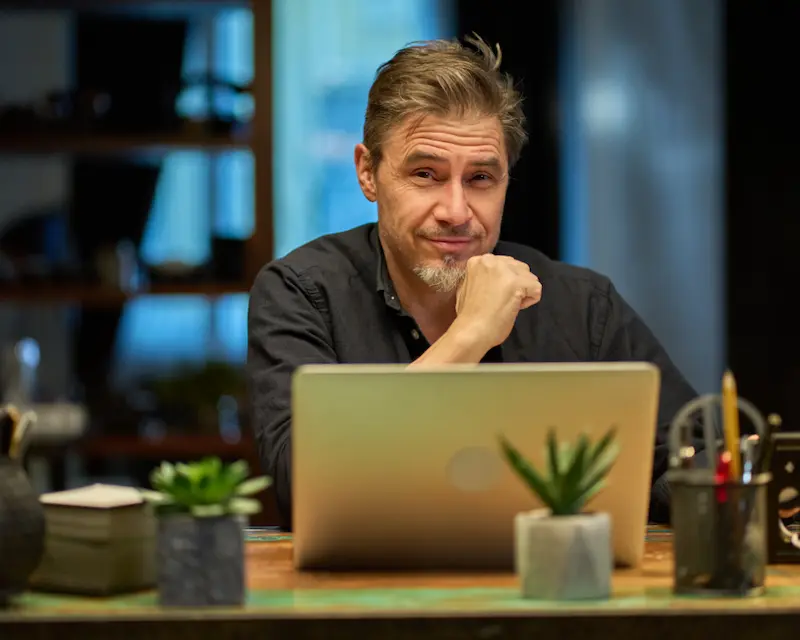 "Starting an online business after 50 from home"